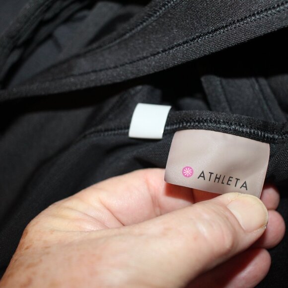 Athleta Tank SIze M Black - Picture 8 of 8